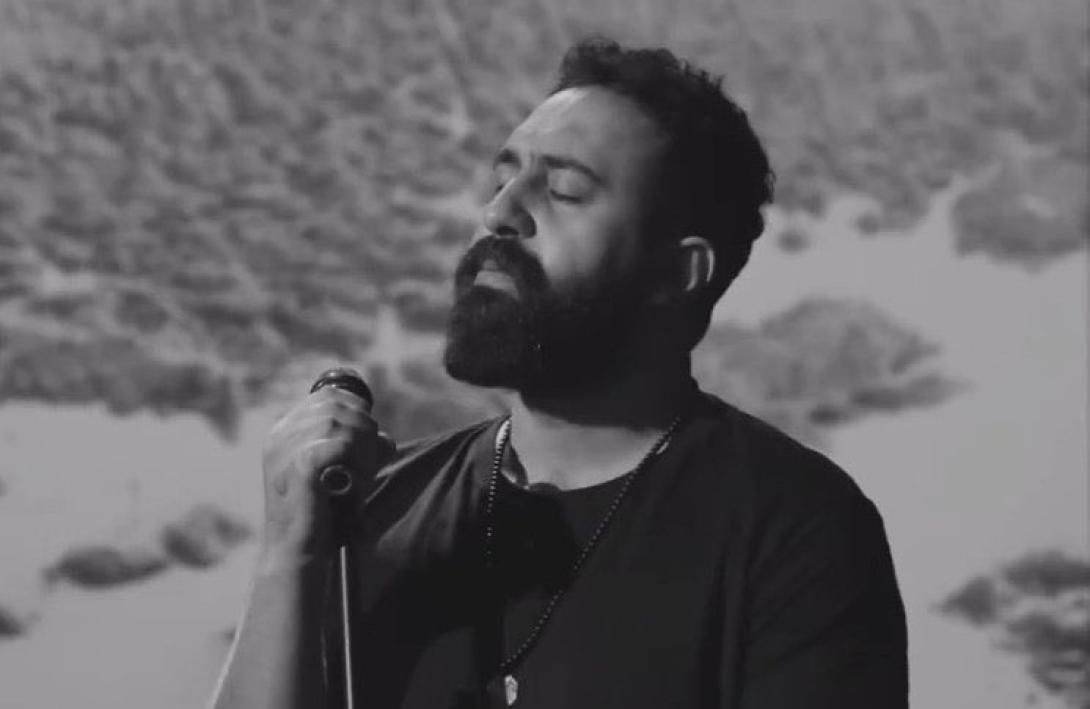 Cantante iraní recibió 74 latigazos por una canción de protesta