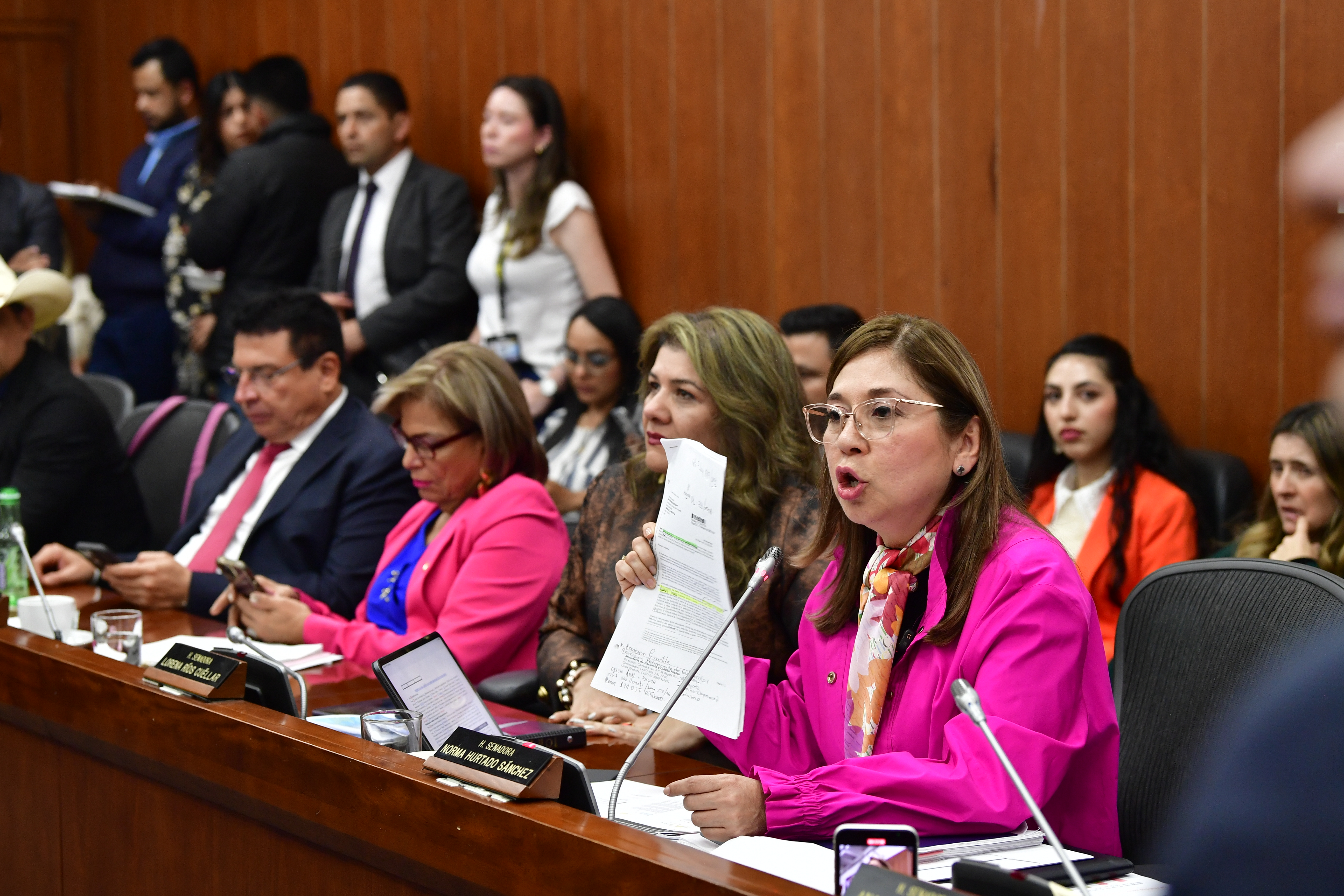 Se aplaza de nuevo discusión de la reforma a la salud: la próxima semana inicia el debate