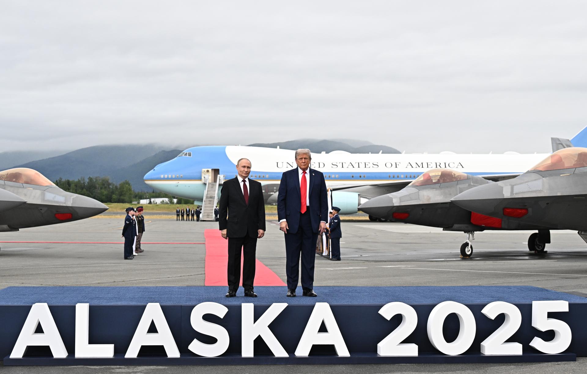 Trump y Putin en Alaska: una cumbre histórica que cierra sin acuerdo definitivo