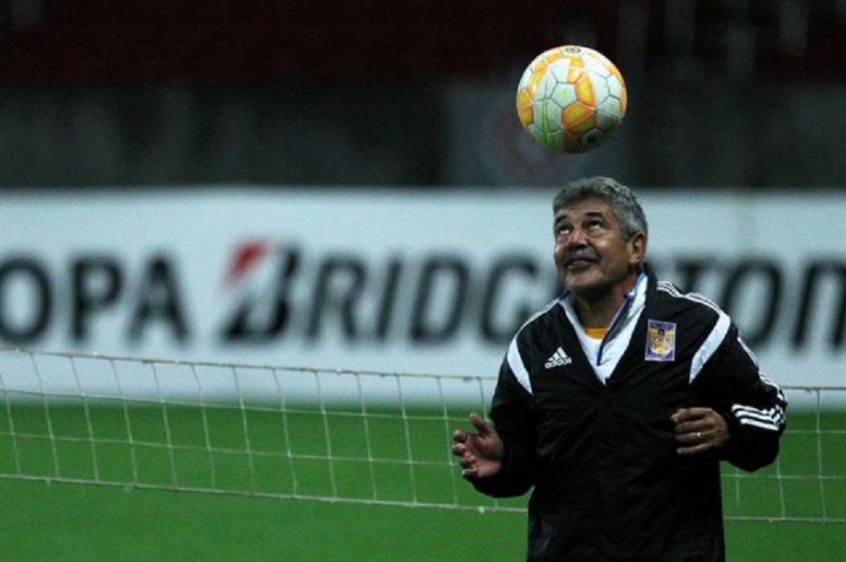 Brasileño Ferretti será seleccionador interino de México