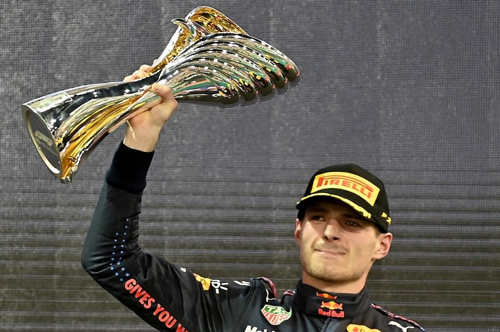 Infartante: Verstappen le ganó el Mundial de F-1 a Hamilton en el último suspiro