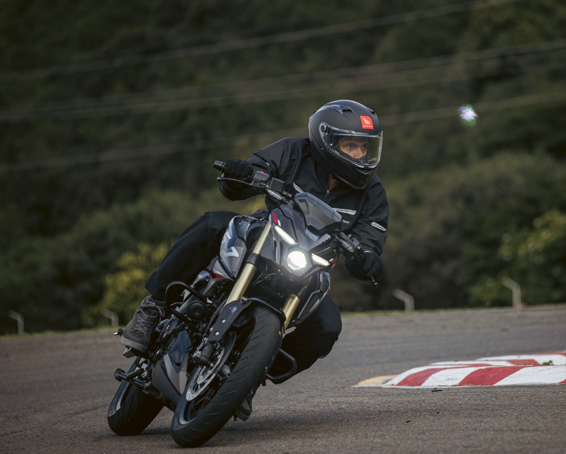 Así es la nueva Pulsar N160 Pro que llega a Colombia con mayor seguridad