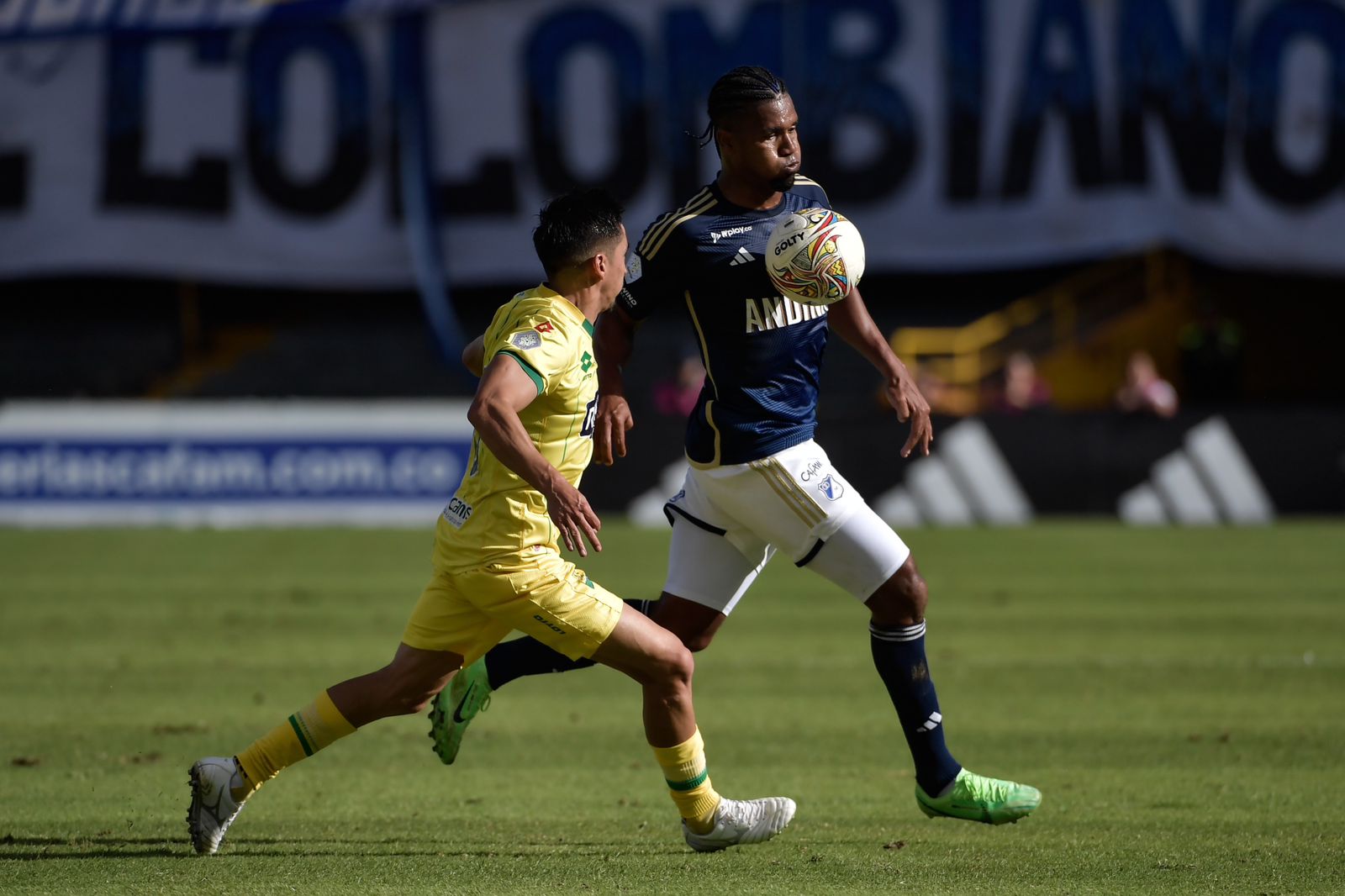 El lateral izquierdo Danovis Banguero anotó el gol de la victoria embajadora.