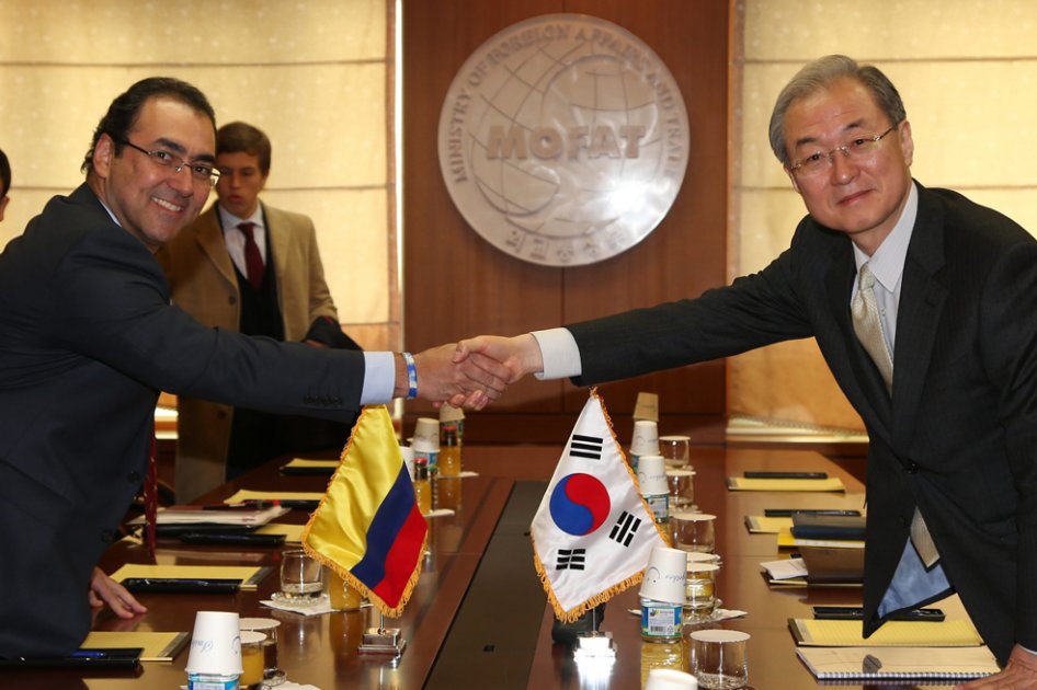 Corea del Sur y Colombia firmarán TLC en febrero