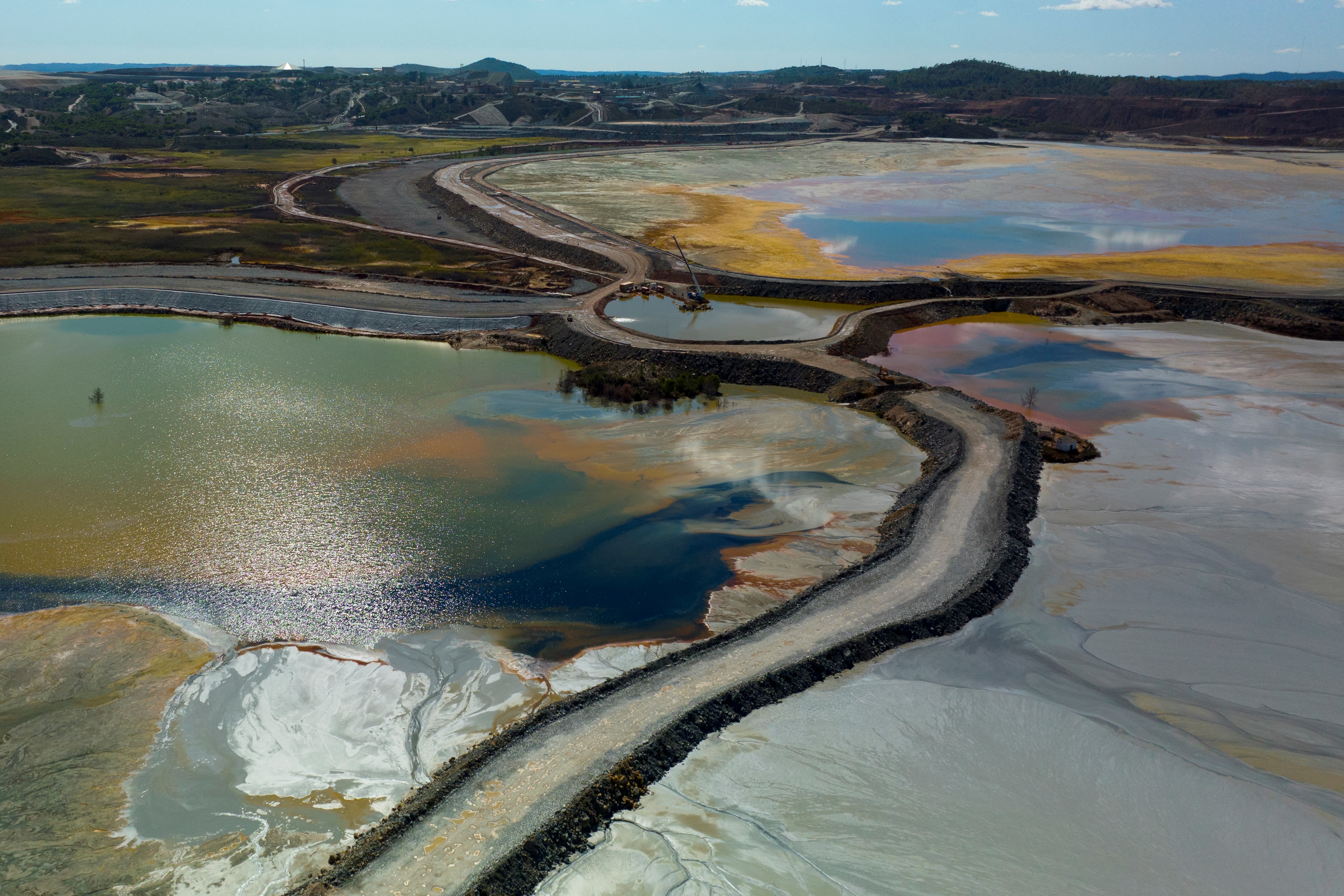 Más posibles aranceles: Trump anuncia investigación para los minerales críticos