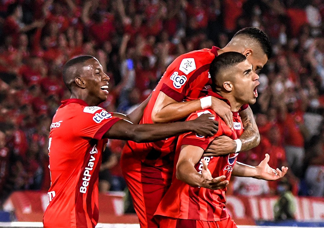 América goleó al Bucaramanga y está en la parte alta de la tabla