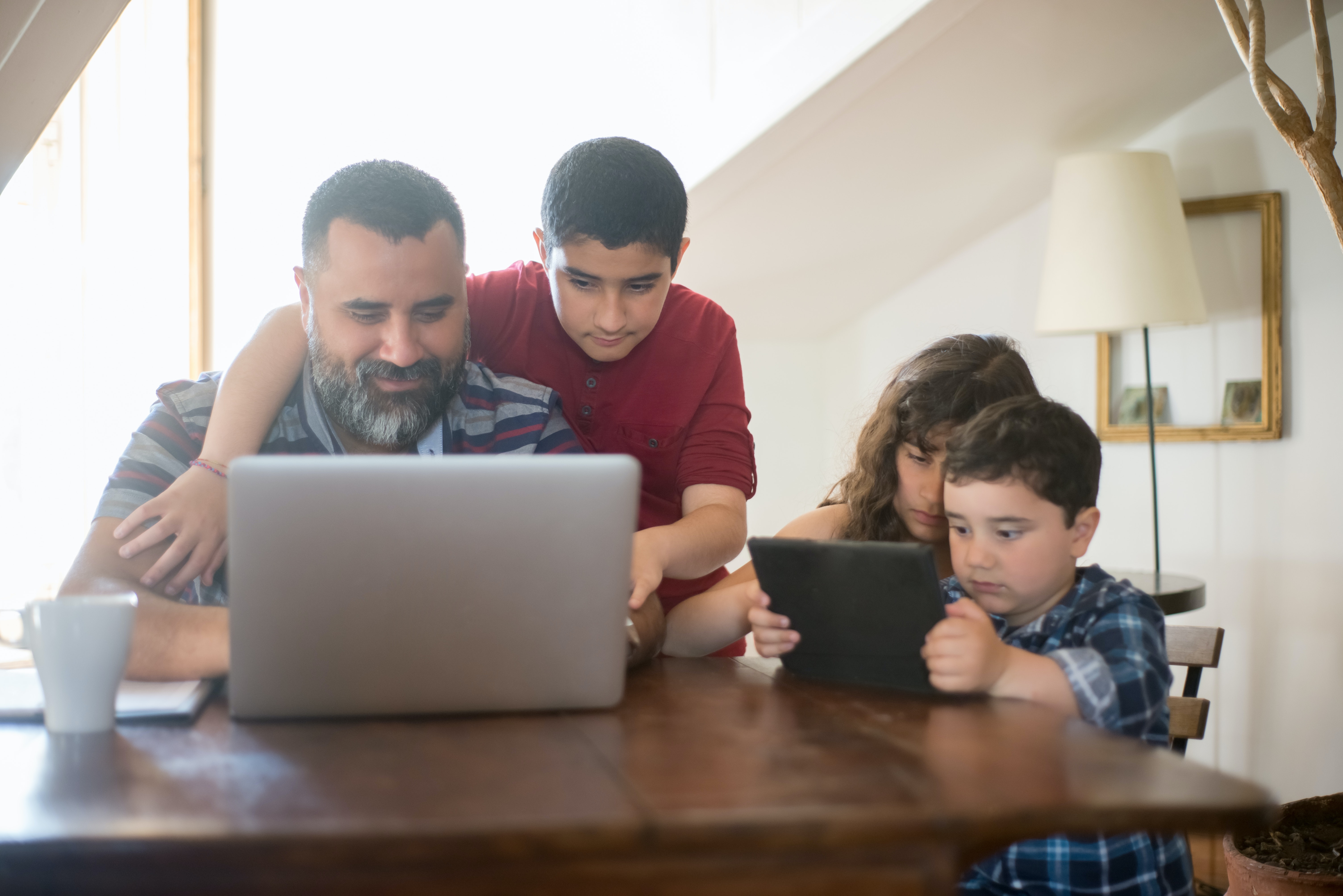 ¿Los hijos intervienen en la liquidación de la sociedad conyugal de sus padres?