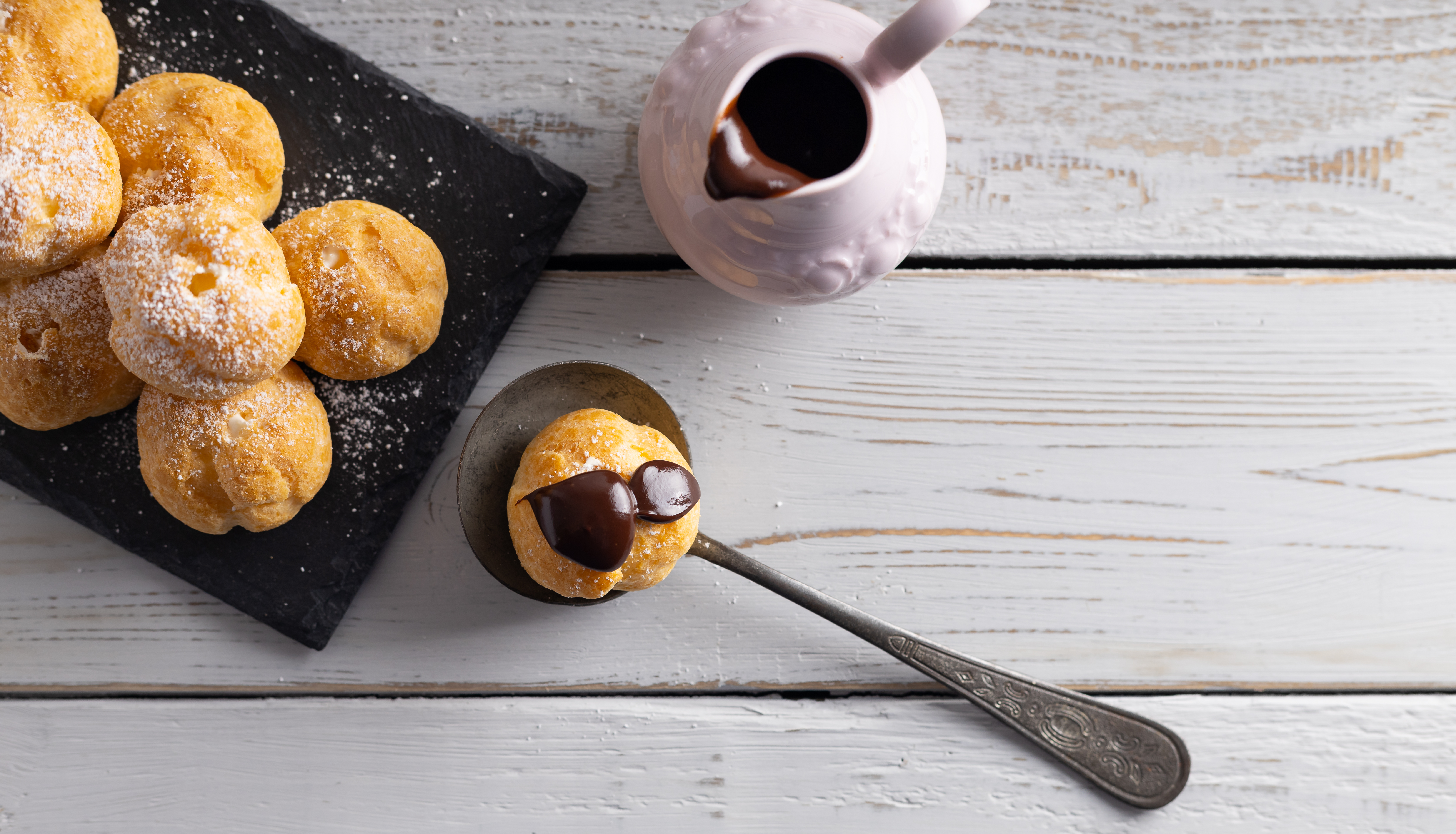 Profiteroles
