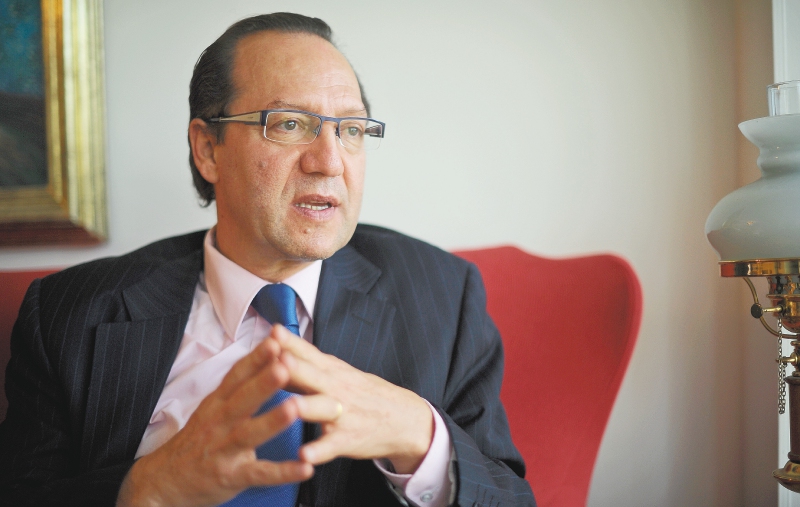 Condenan al Estado por las chuzadas contra el exmagistrado Jaime Araújo Rentería