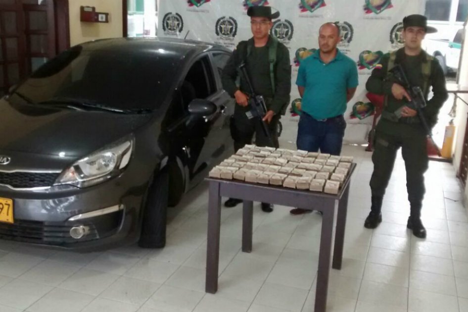 / Policía