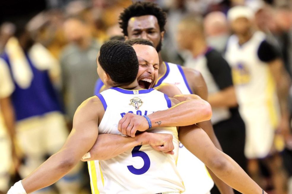 Golden State Warriors venció a los Celtics y se coronó campeón de la NBA en Boston