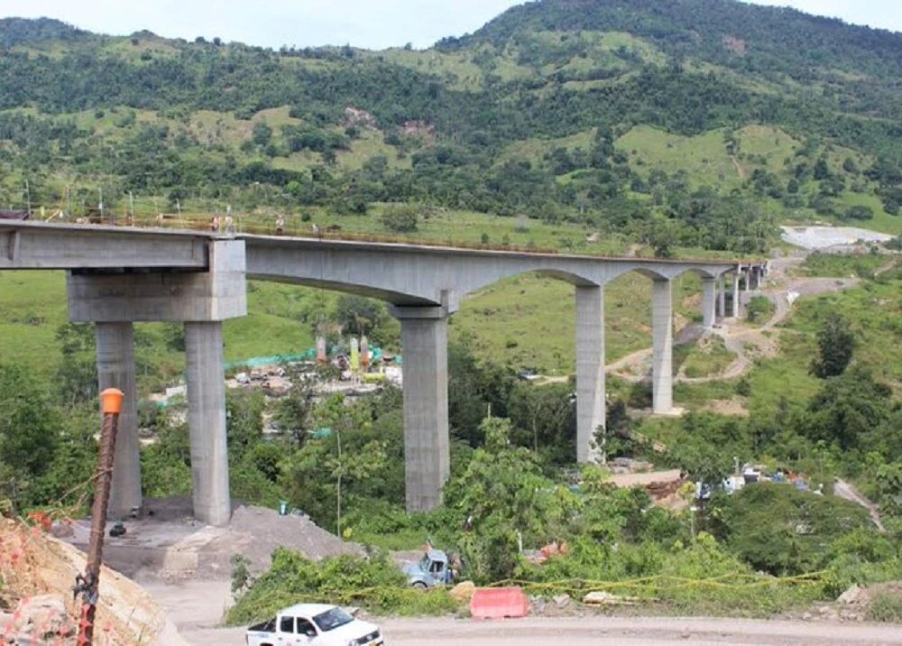 Se suspendió la construcción de un peaje en Santander por quejas de la comunidad