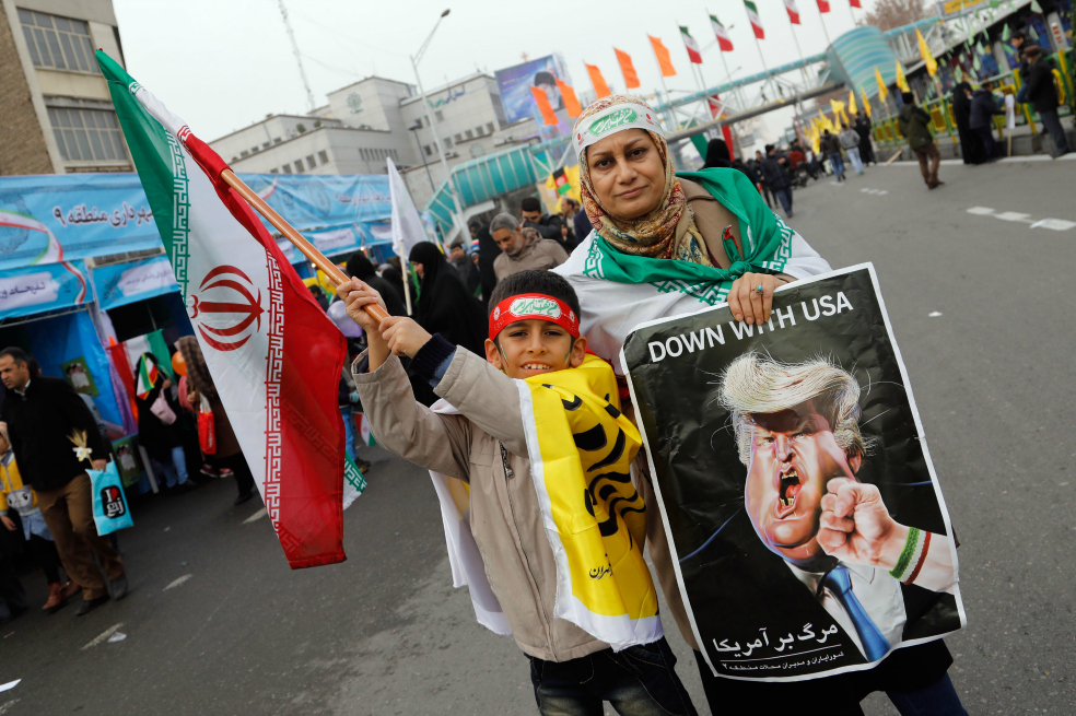 Irán celebra los 38 años de la revolución islámica