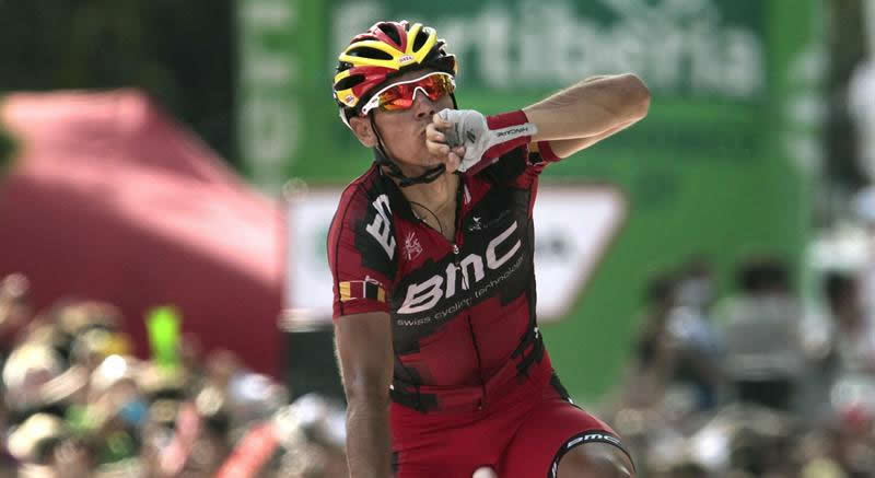Philippe Gilbert gana en Barcelona y se impone ante Purito
