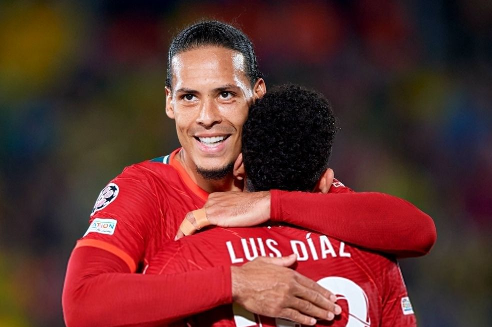“Luis Díaz ataca sin miedo”: Van Dijk y los elogios del fútbol inglés