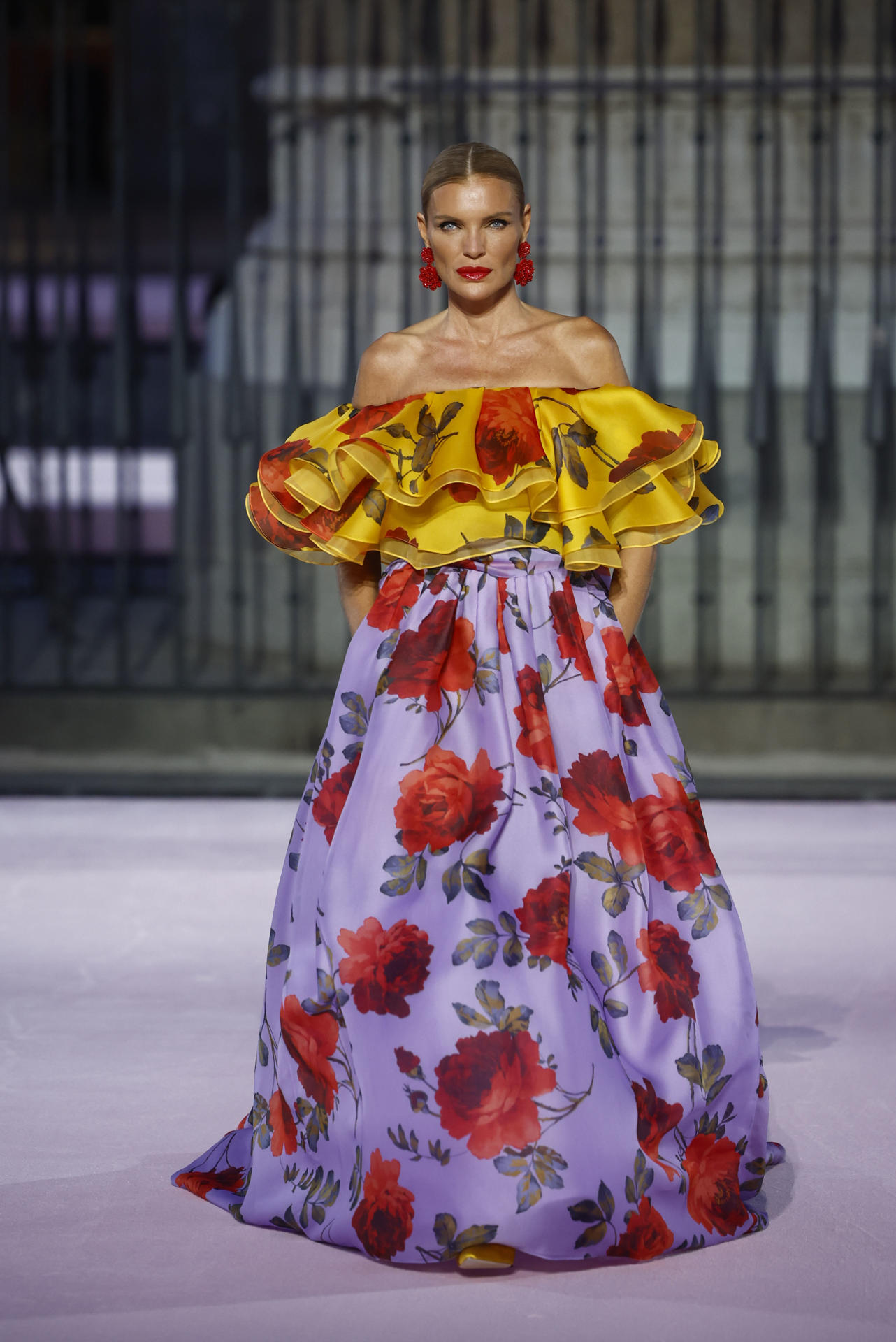 “Intento ser auténtica, no perfecta”, Esther Cañadas, supermodelo en los noventa