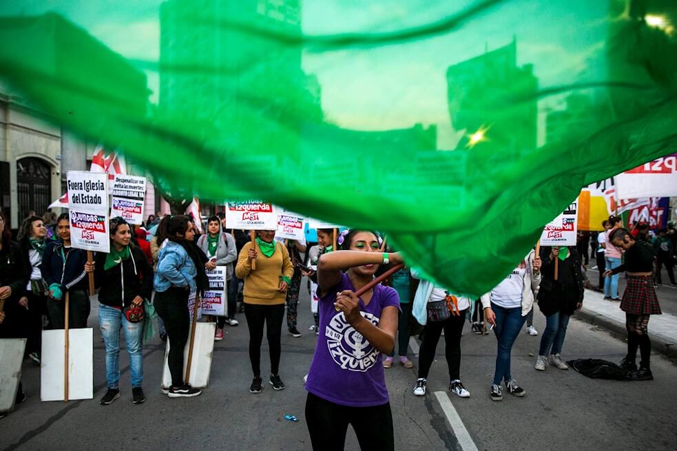 Las mujeres marchan en Argentina por la igualdad de derechos