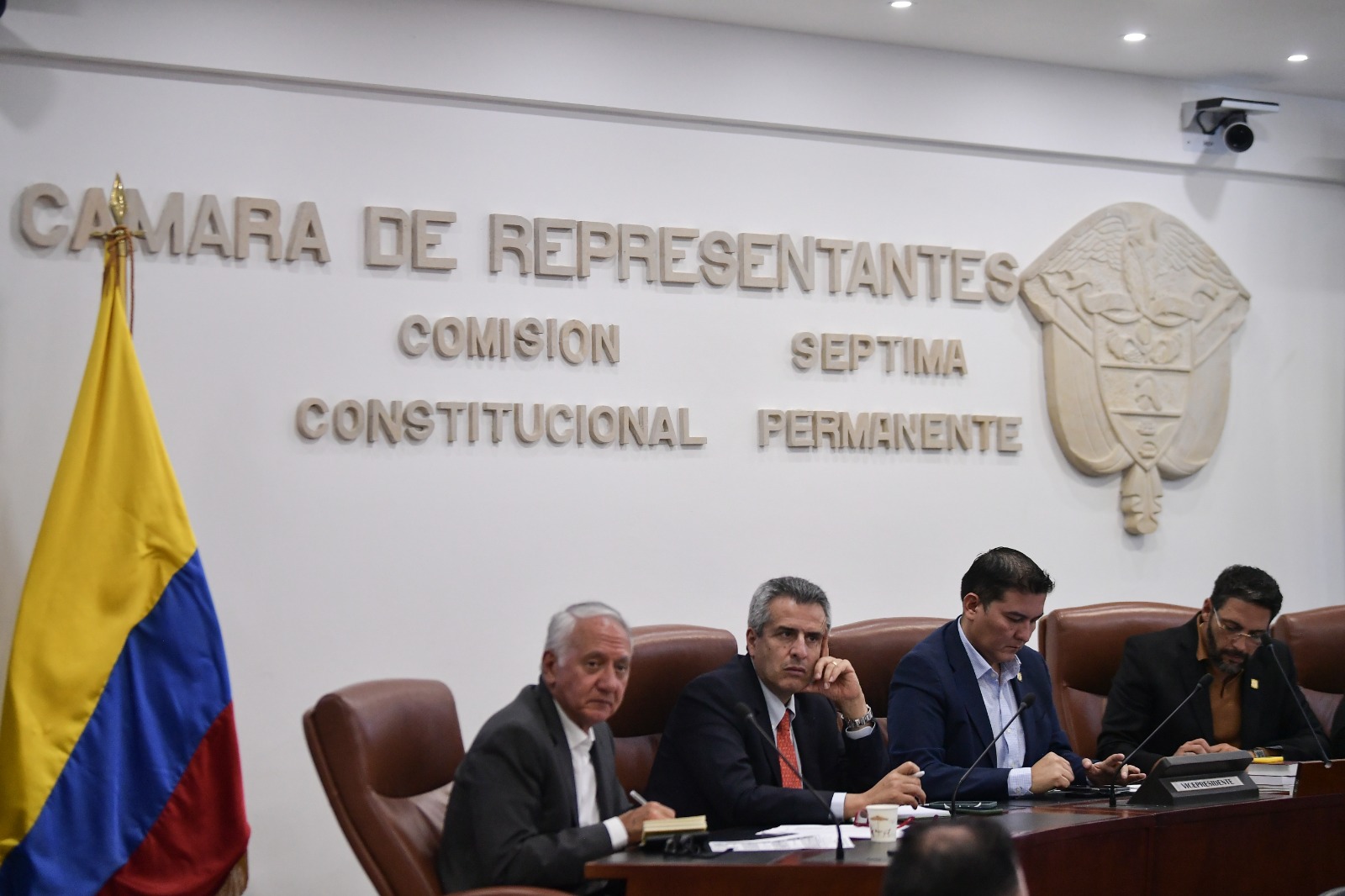 Desorden en el articulado pone en riesgo debate de la reforma a la salud