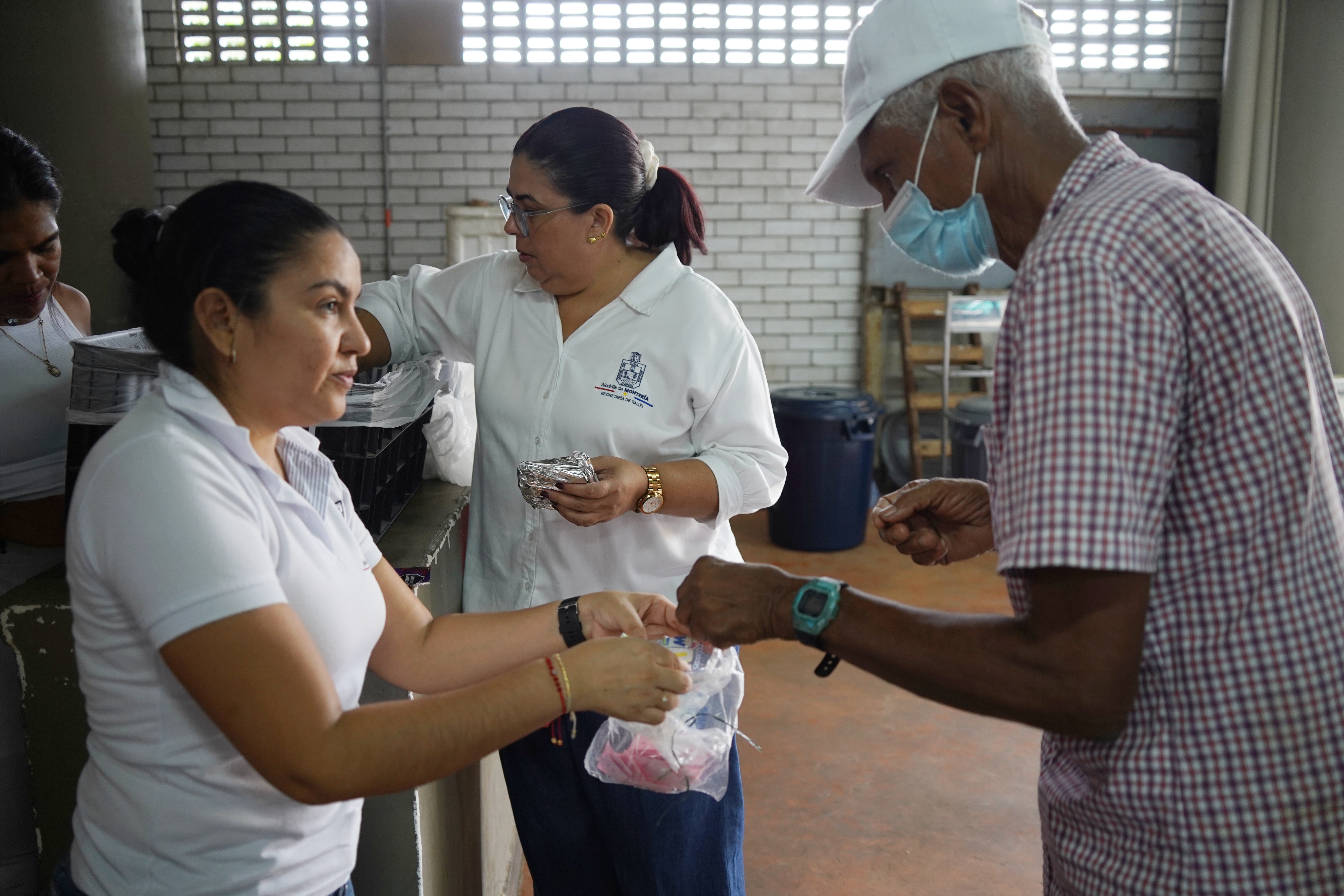 La alianza que está llevando comida a miles de damnificados por las inundaciones en Montería