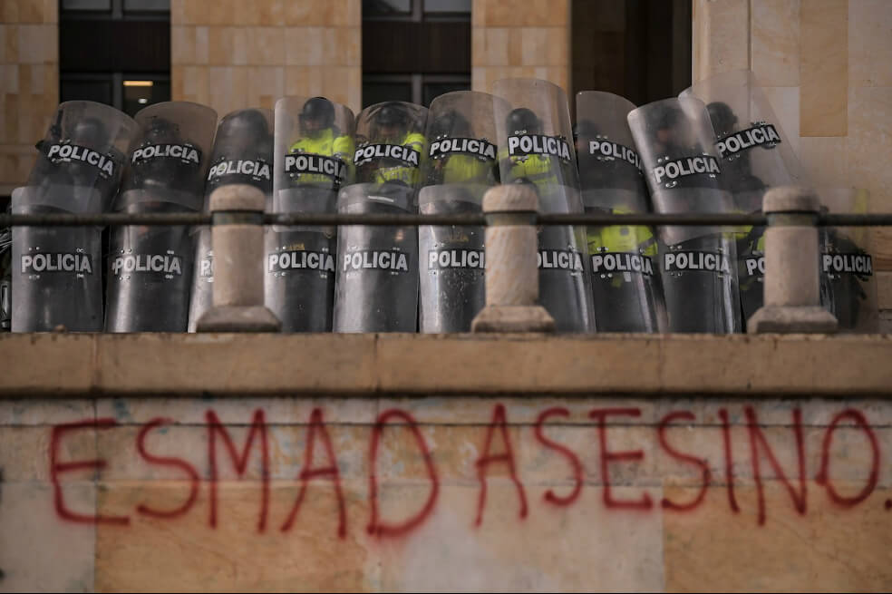 Denuncian obstáculos para acceder a información sobre violencia a manos del Esmad