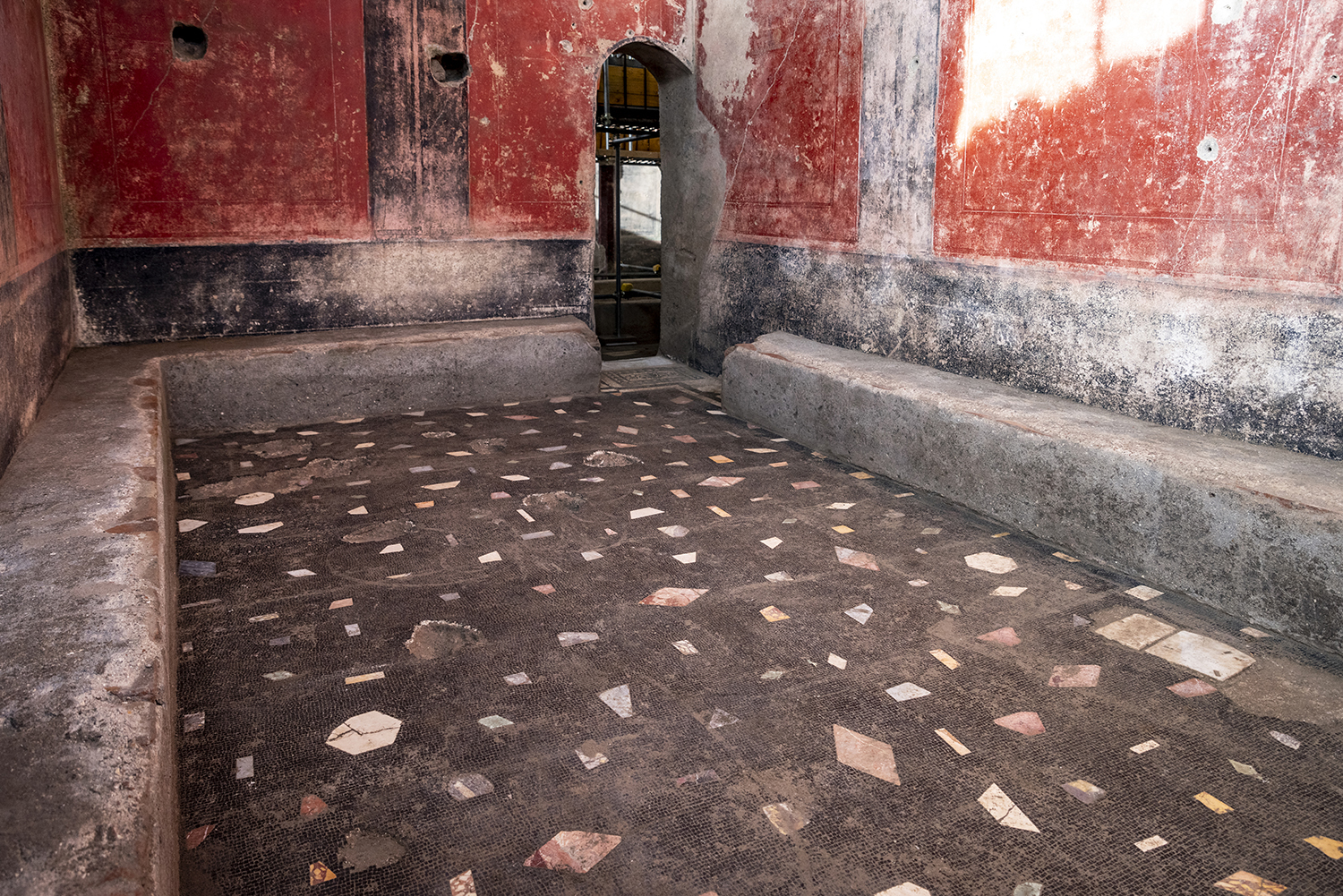 This handout picture released by the Parco Archeologico di Pompei on January 17, 2025 shows a private thermal baths complex discovered by archaeologists in a villa of the ancient city of Pompeii.