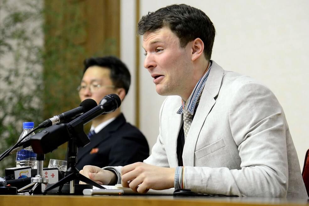 Otto Frederick Warmbier, cuando fue arrestado en Corea del Norte. / AFP