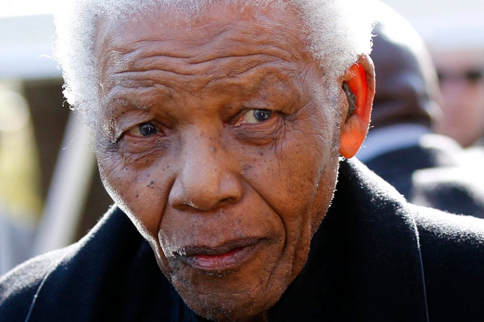 Hospitalización de Nelson Mandela tiene en vilo a Sudáfrica