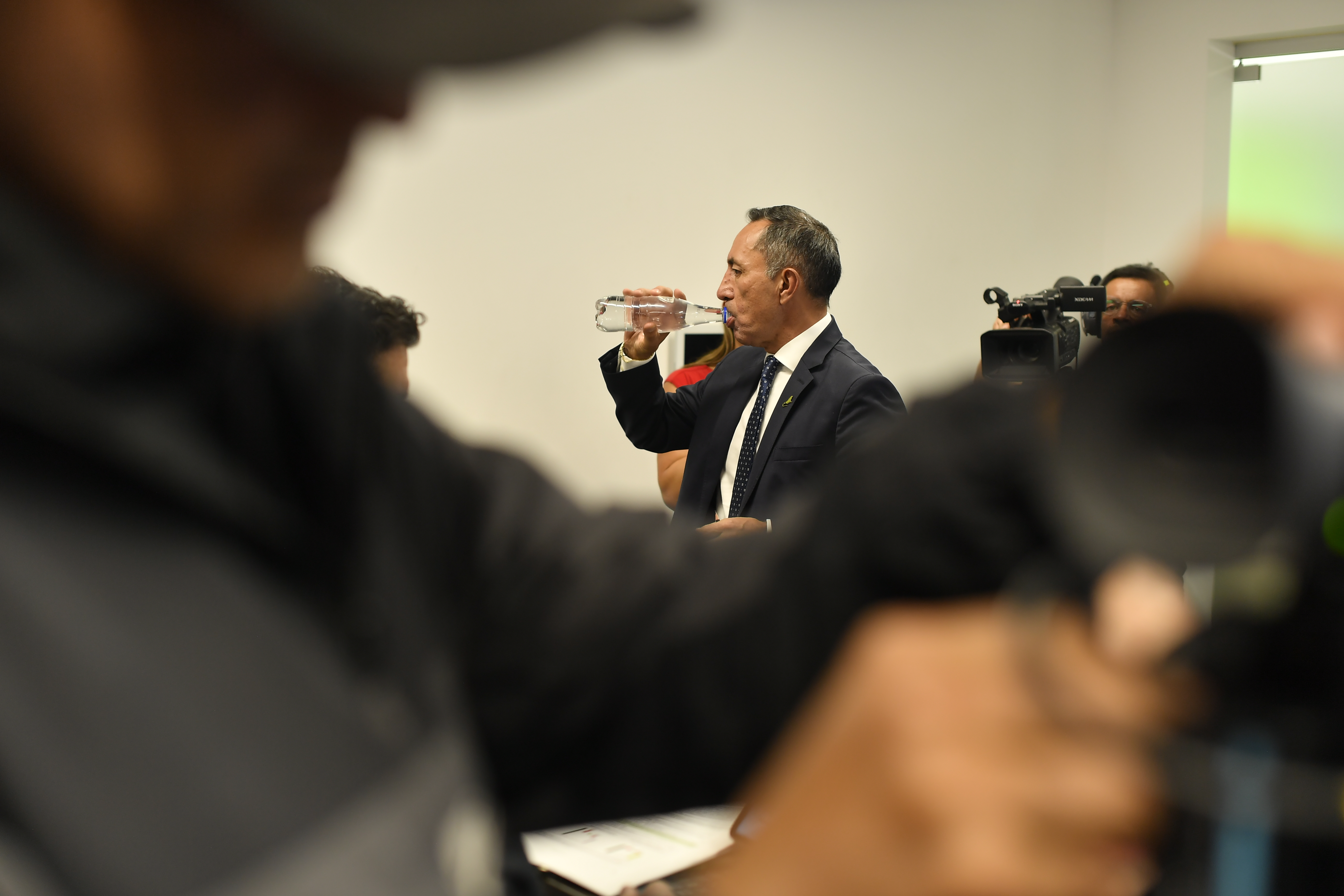 Abren investigación al presidente de Ecopetrol por compra de apartamento