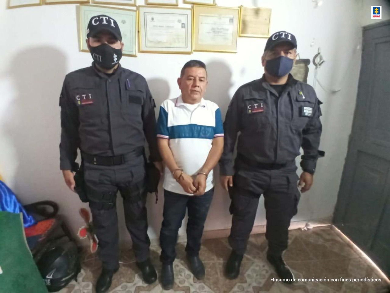 Condenan a defensor de derechos que se autoamenazó con panfleto de Águilas Negras
