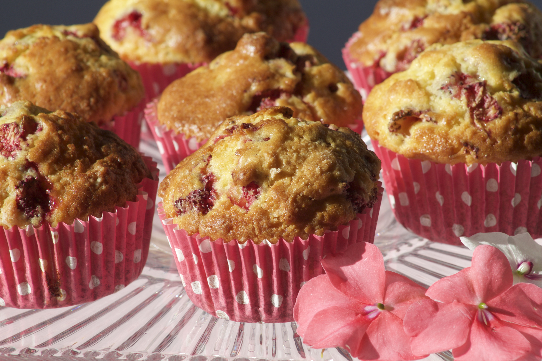 Estos son los ingredientes para preparar “muffins” de fresa