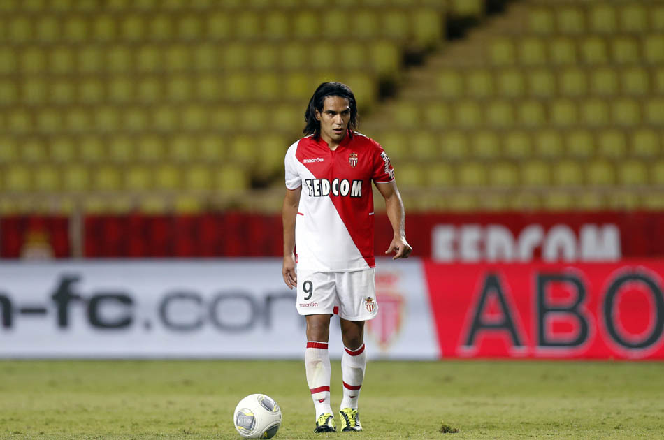 Radamel Falcao niega duelo con Ibrahimovic
