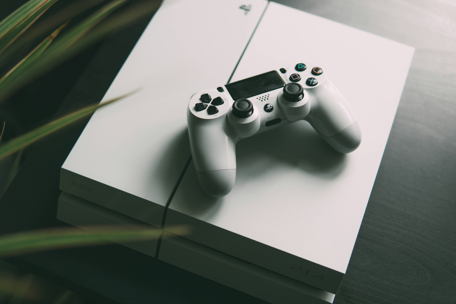 ¿Cómo limpiar tu consola de videojuegos sin dañarla?