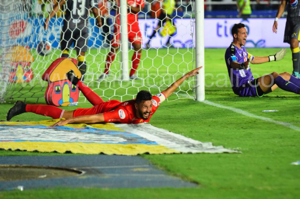 Día clave en la lucha por el descenso en el fútbol colombiano