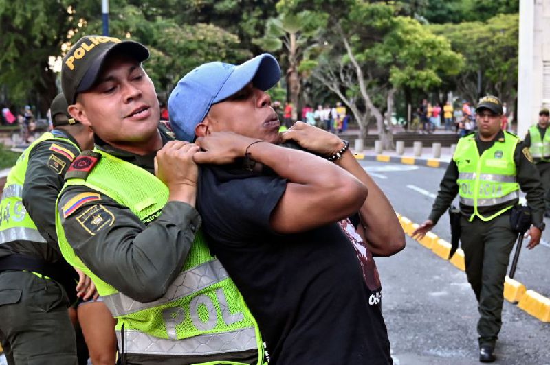La lucha contra el abuso  y las detenciones arbitrarias en la protesta social (tres testimonios)