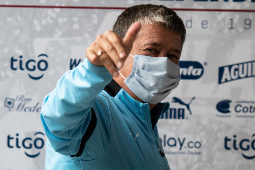 ‘Bolillo’ Gómez, positivo para Covid-19