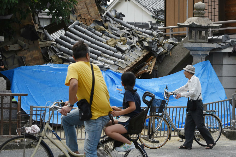 Un potente terremoto de 6,1 grados causa 4 muertos y 350 heridos en Japón