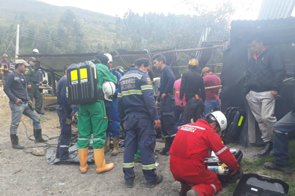 Tomada de @DireccionBomberosCol