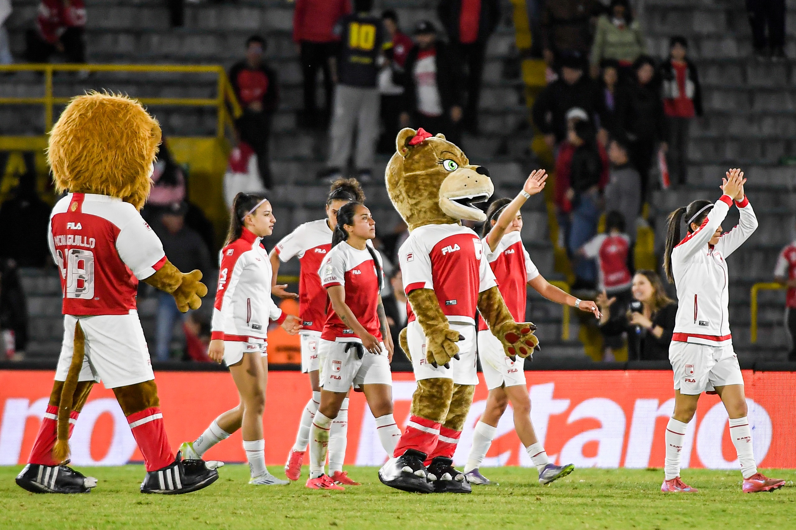 En imágenes: así se vivió el triunfo de Santa Fe en la final de la Liga Femenina
