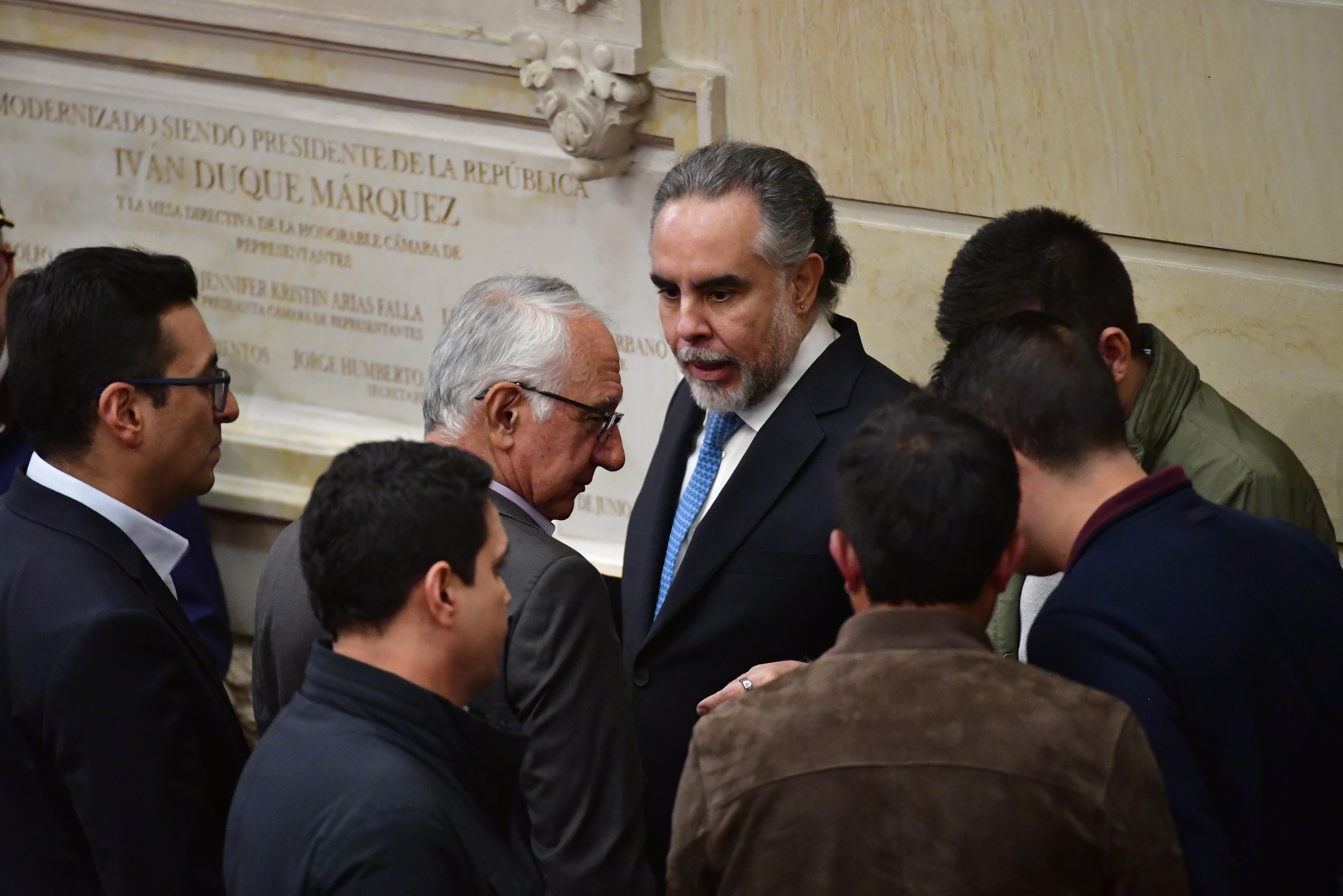 Gobierno volverá a medirse en el Senado: agendan debate de reforma a la salud