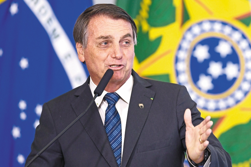 Bolsonaro, bajo presión, trata de movilizar a la ultraderecha de Brasil