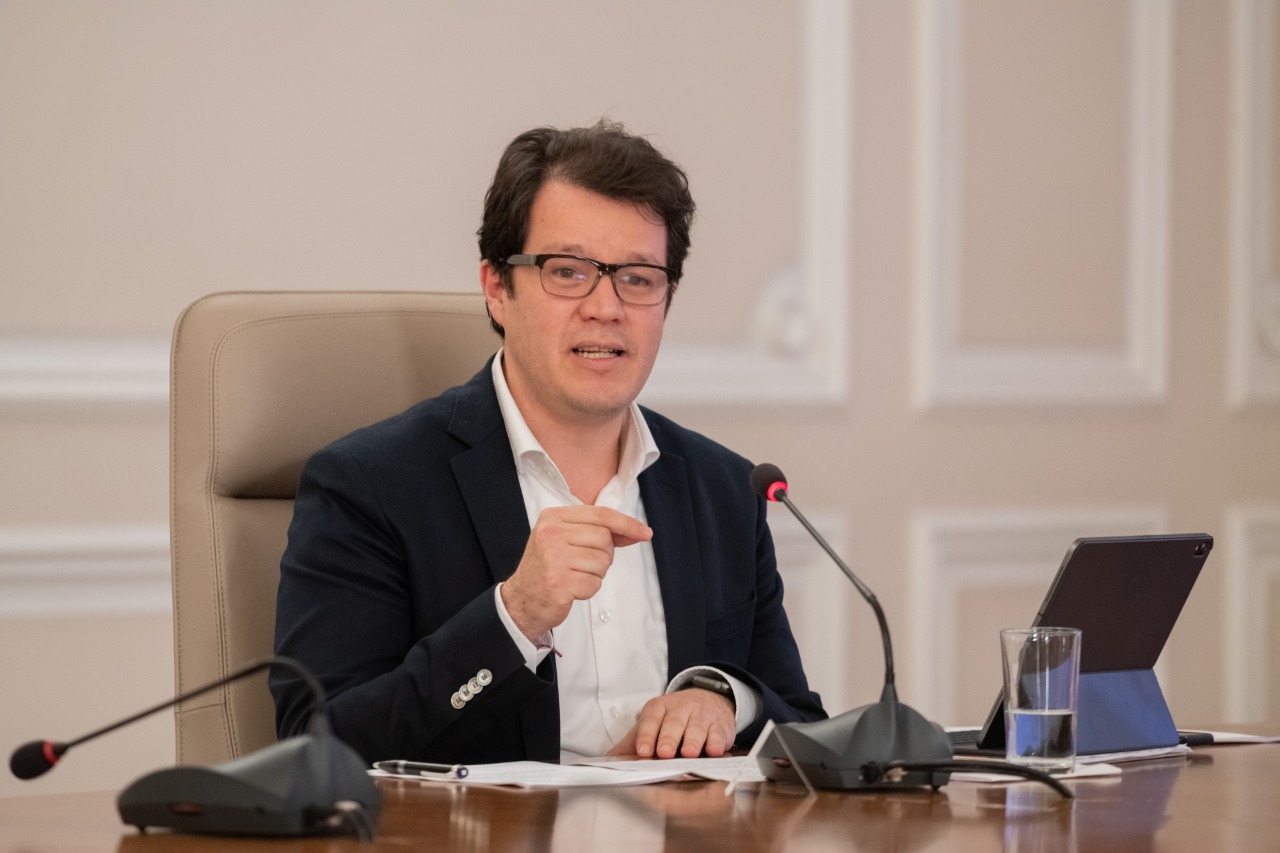 Pegasus: el exfuncionario del gobierno Duque que ya rindió cuentas en la Fiscalía