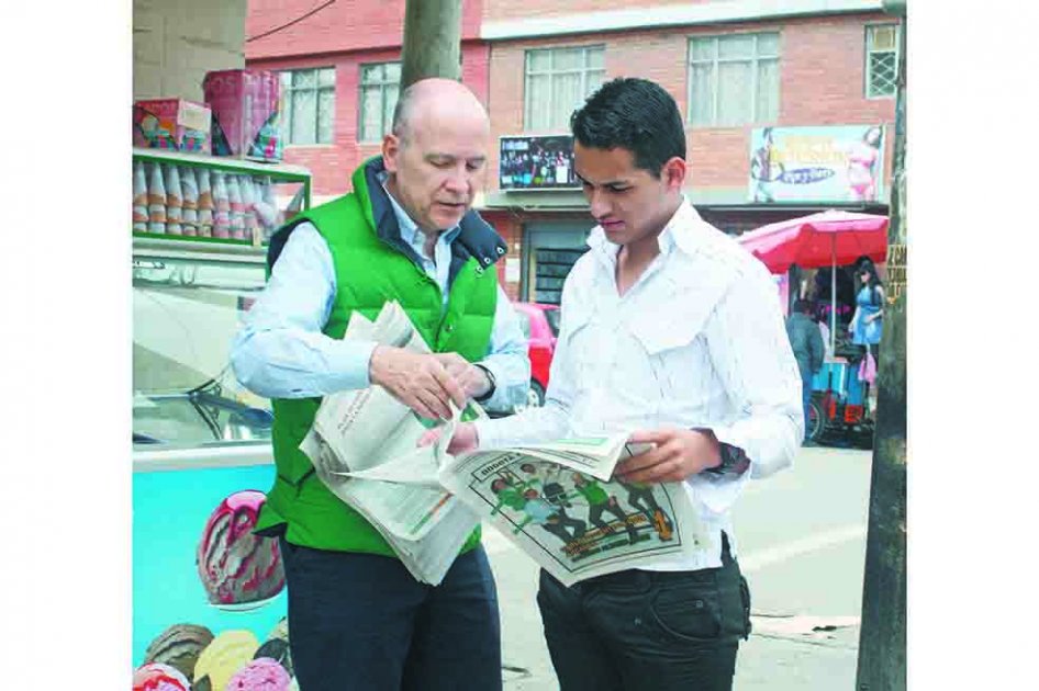 Candidatura de Carlos Vicente de Roux, a examen