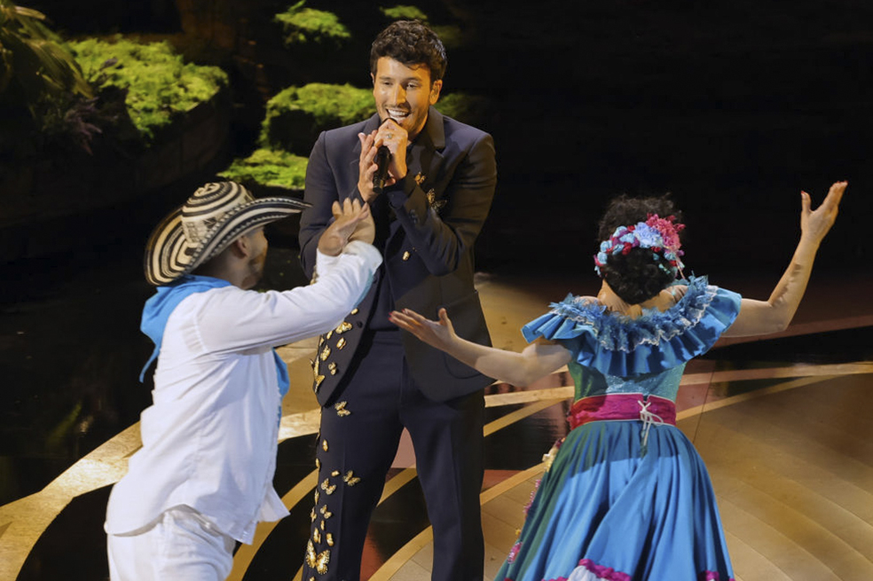 Yatra mostró su ´Encanto´ en los Premios Óscar