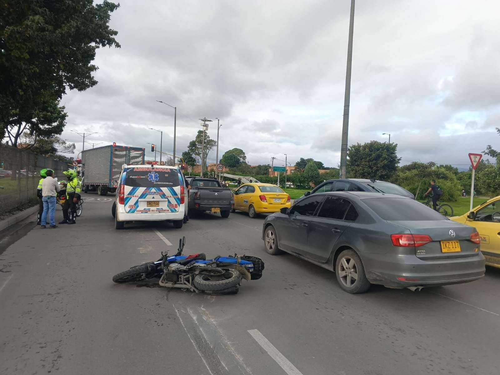 Movilidad: tránsito lento en la Av. Ciudad de Cali tras choque en Fontibón