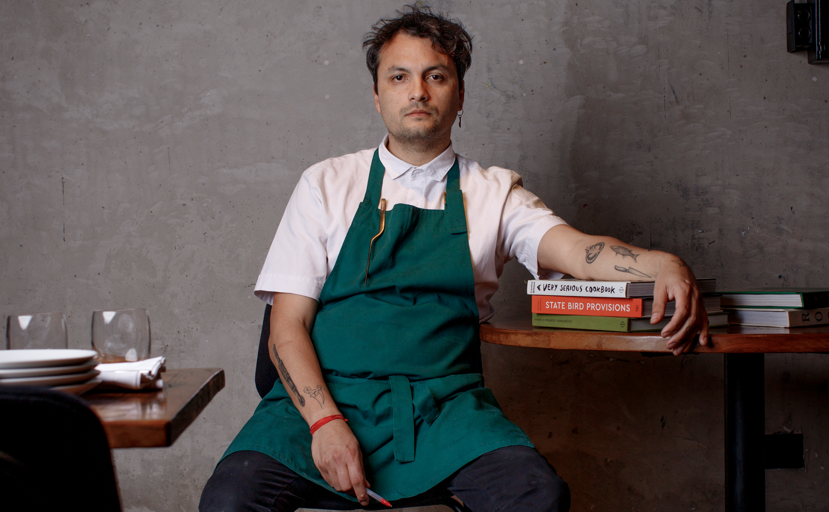 Fuego, independencia y alma: la filosofía de la cocina de Julio Báez