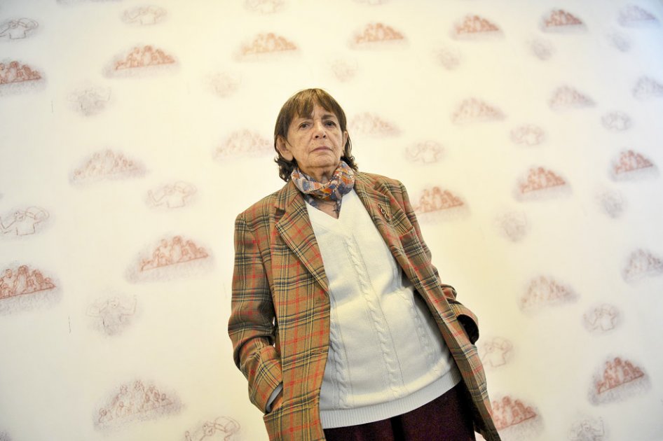 Para la  santandereana Beatriz González, las investigaciones biológicas del siglo XIX obligaron a explorar  técnicas y pigmentos y una nueva mirada de la realidad. / Andrés Torres - El Espectador