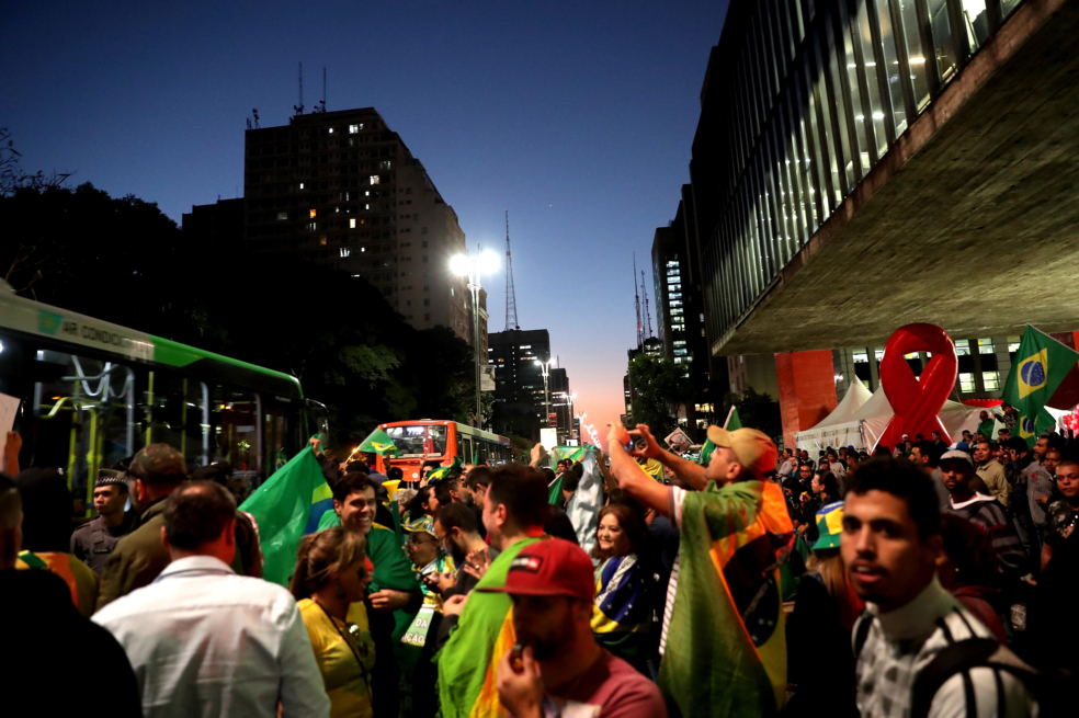 Infiltrados estarían amenazando a camioneros que quieren acabar huelga en Brasil