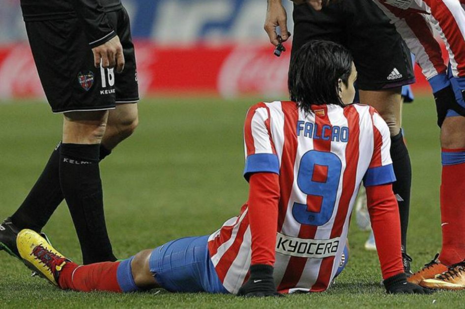 Falcao sufrió una lesión muscular