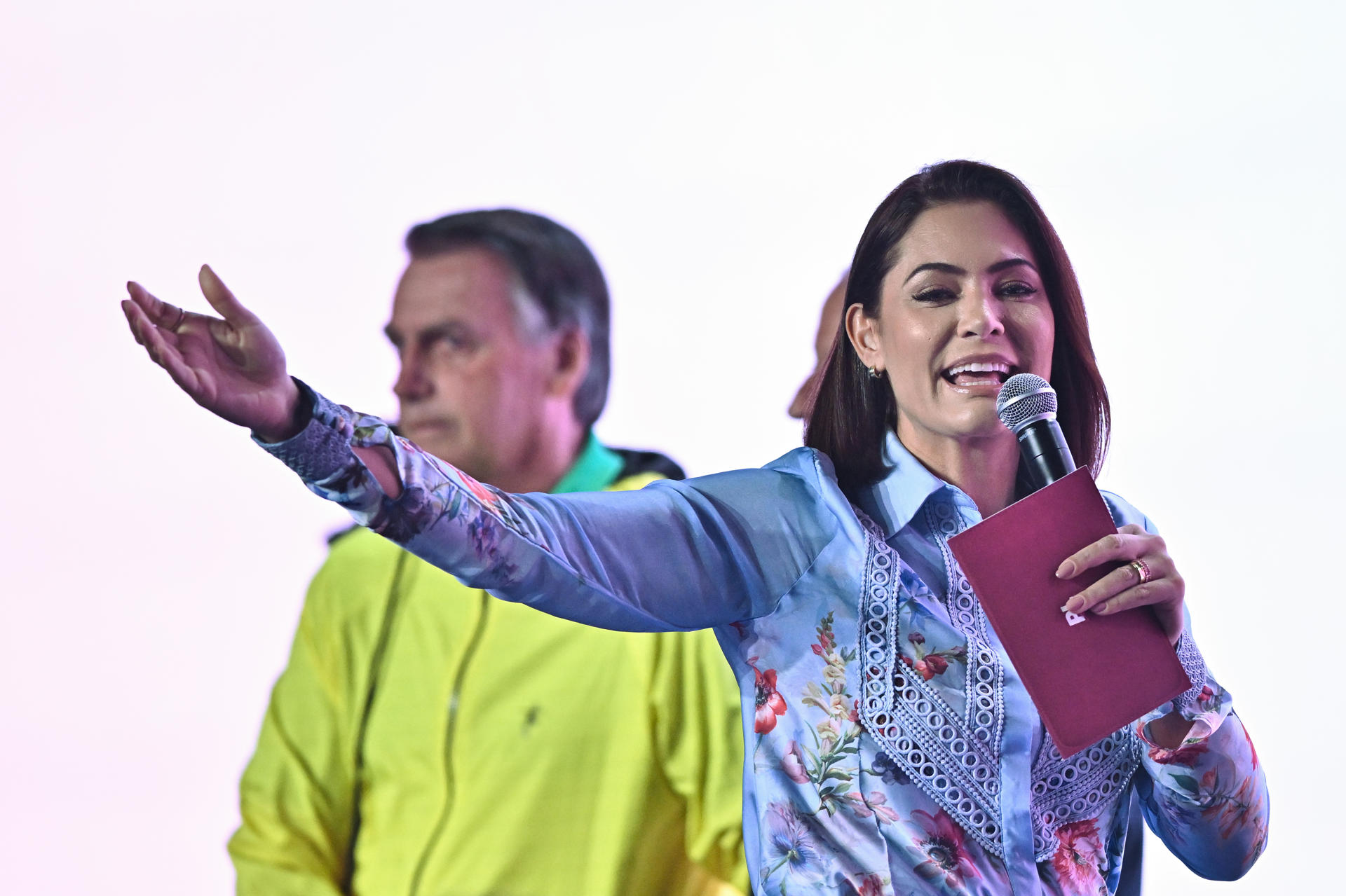 En el nombre del padre: la familia Bolsonaro, candidatos a todo en las elecciones de Brasil