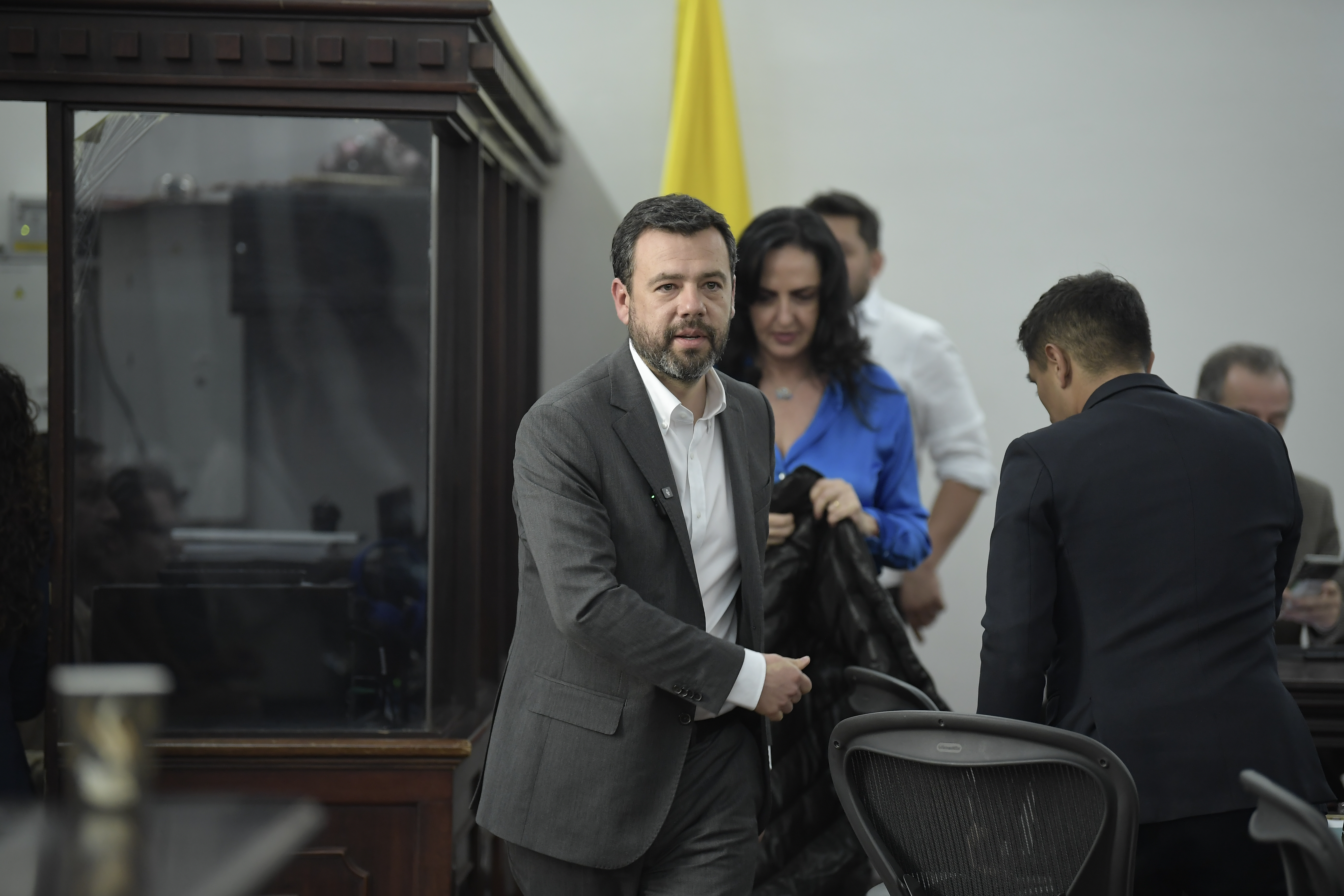 Alcalde de Bogotá, en el debate de control político por la crisis del agua, realizado en la comisión primera del Congreso